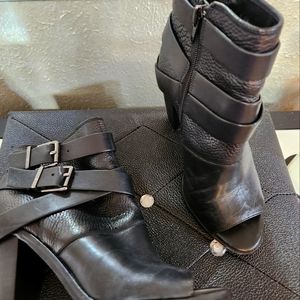 Gianni Bini bootie